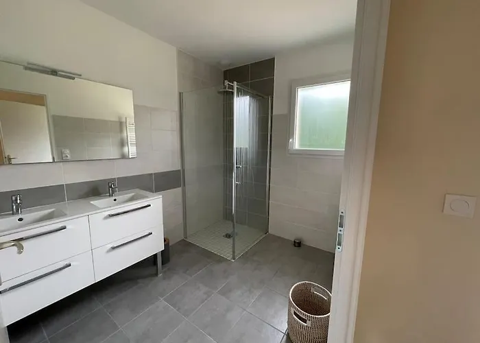 Villa Les Pins*calme*confort*piscine Sarlat